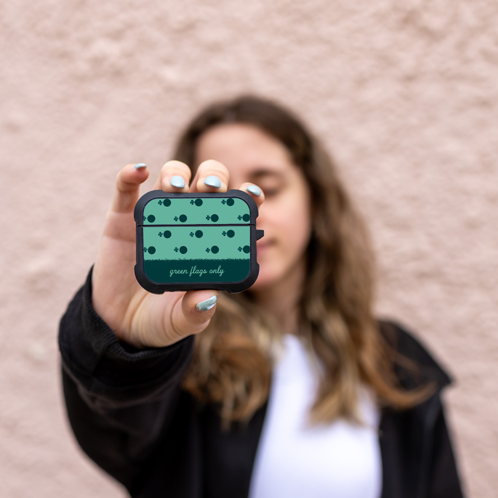 Θήκη Σιλικόνης Sonique Delulu Polka Era Series για AirPods Pro 3 Green Flags