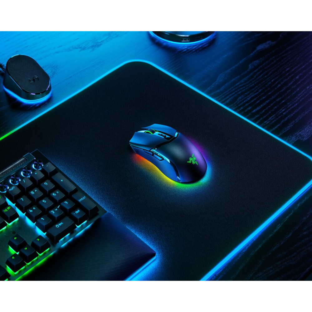 Razer COBRA PRO - Wireless Gaming Mouse - 30000 DPI - RGB UNDERGLOW - Bluetooth / 2.4Ghz - 77g