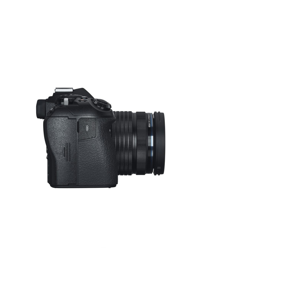 M.Zuiko Digital ED 12-45mm F4.0 PRO incl. Lens hood & Wrapping cloth / EZ-M1245PRO -  OM